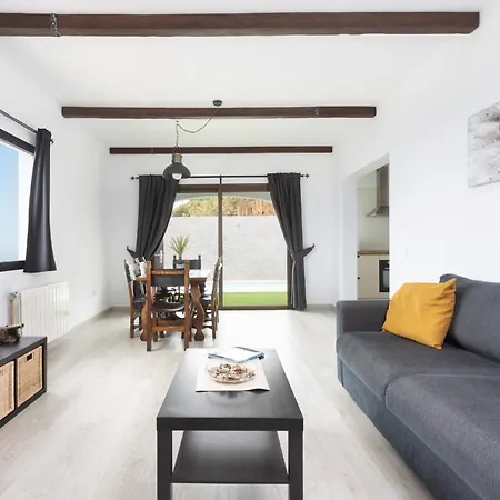 Villa Axel With Heatable Pool Вилла Икод-де-лос-Винос